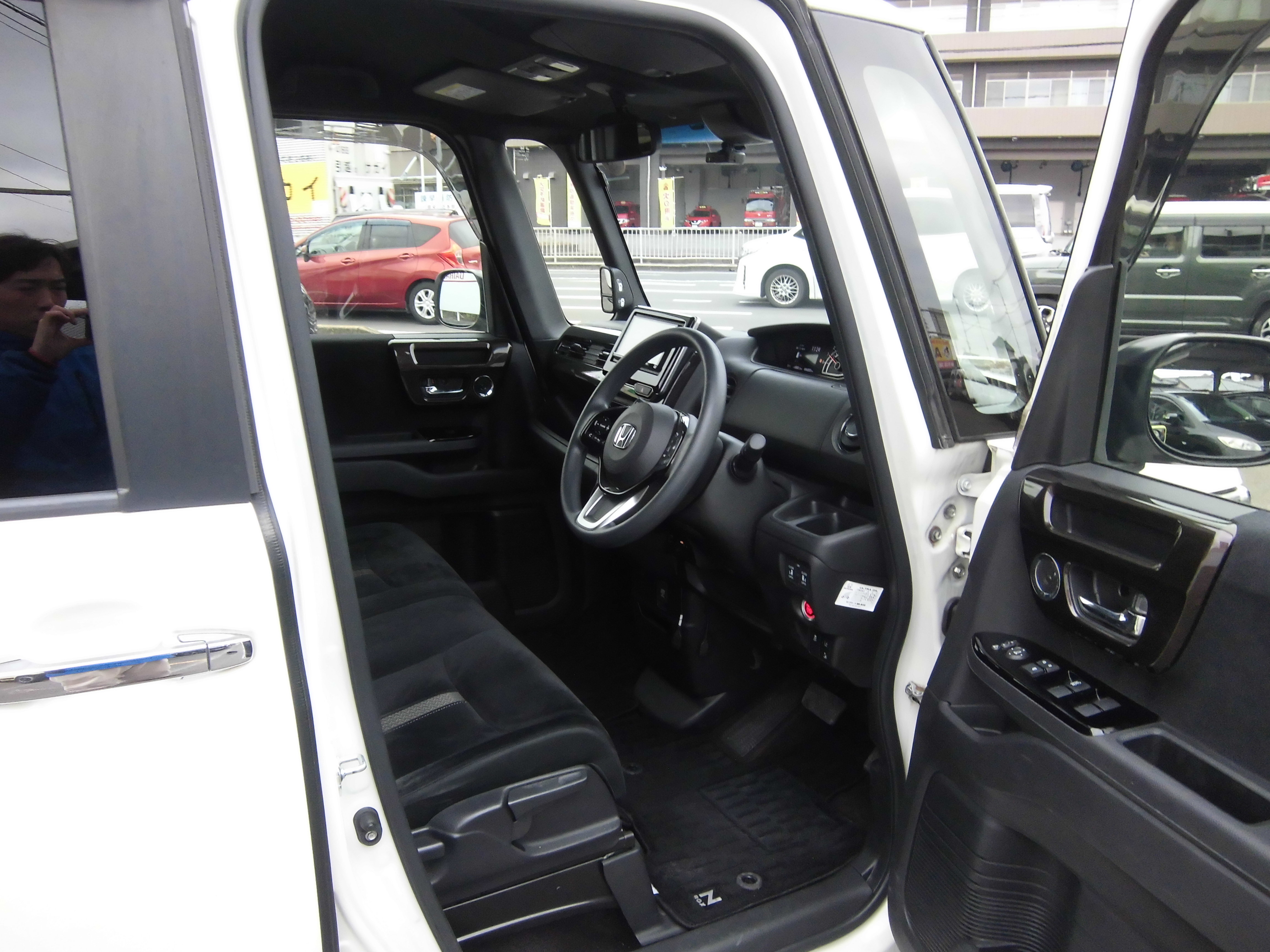 N-BOXカスタム G・L ホンダセンシング | 長崎エリア Aladdin