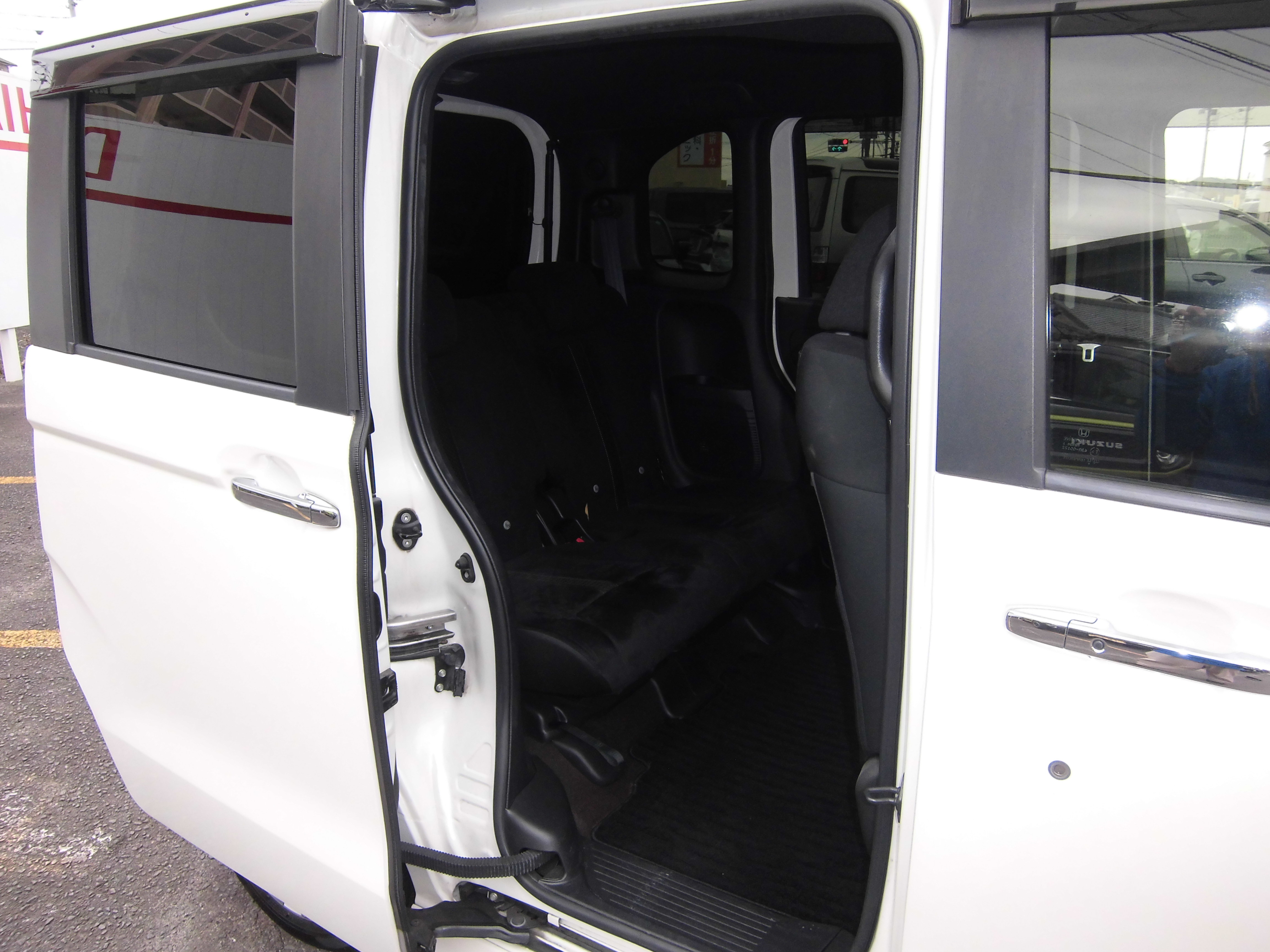 N-BOXカスタム G・L ホンダセンシング | 長崎エリア Aladdin